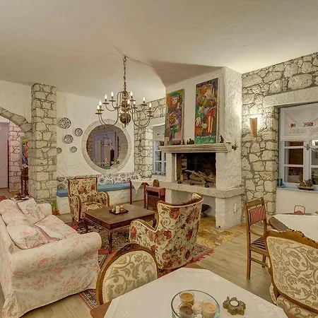 Hotel Lale