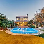 Lale Hotel Alaçatı