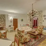 Hotel Lale 3*